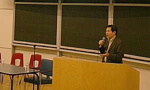 2005“中华海归十大创业人物”王辉耀多大演讲