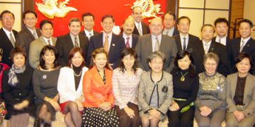 烈治文山万锦市华商会举行2006圣诞迎新聚会