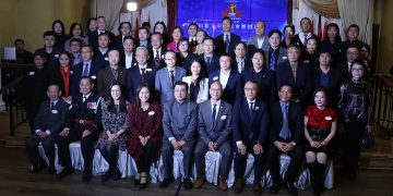 中商联2023商务酒会暨抗疫勋章授奖仪式盛大举行